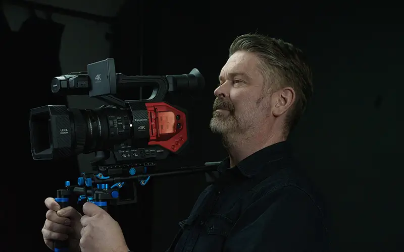 Johan Jonasson på Edtechstudios filmar